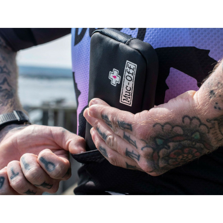 Borseta Muc-Off Essentials Impermeabila Neagra