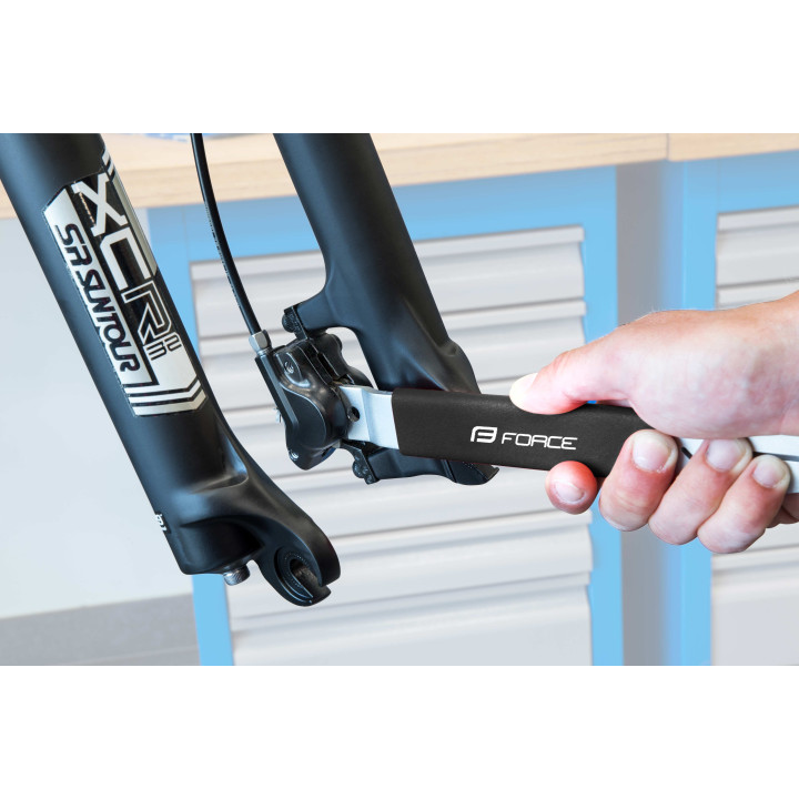 Scula Force pentru indreptarea discului si departarea placutelor