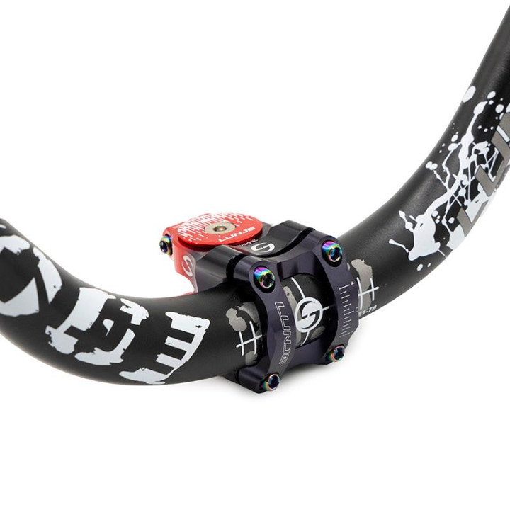 Pipa EWPM-003 31.8mm negru/rosu