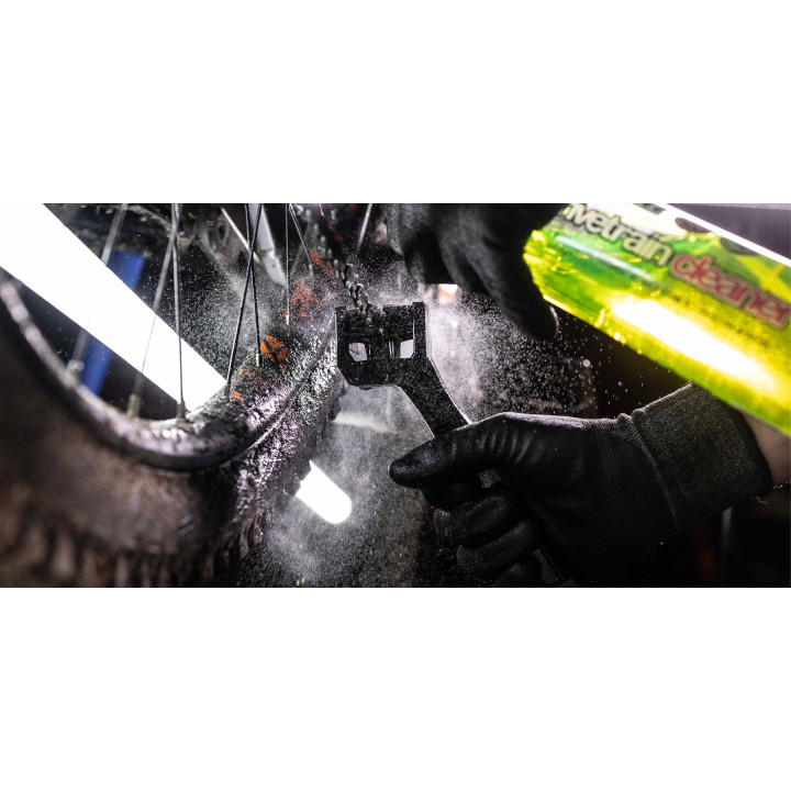 Perie Muc-Off pentru lant Bicycle Chain Brush