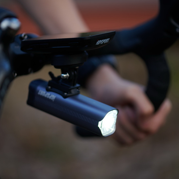 Lumina Fata iGPSPORT Smart Front Light VS800