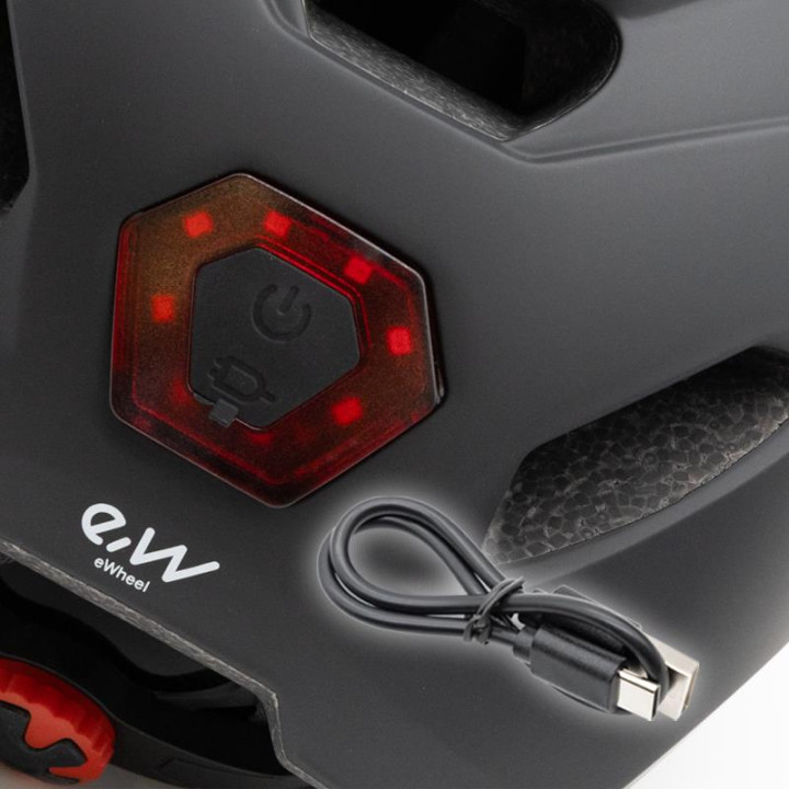 Casca cu lumini fata/spate CP02 Neagra One Size